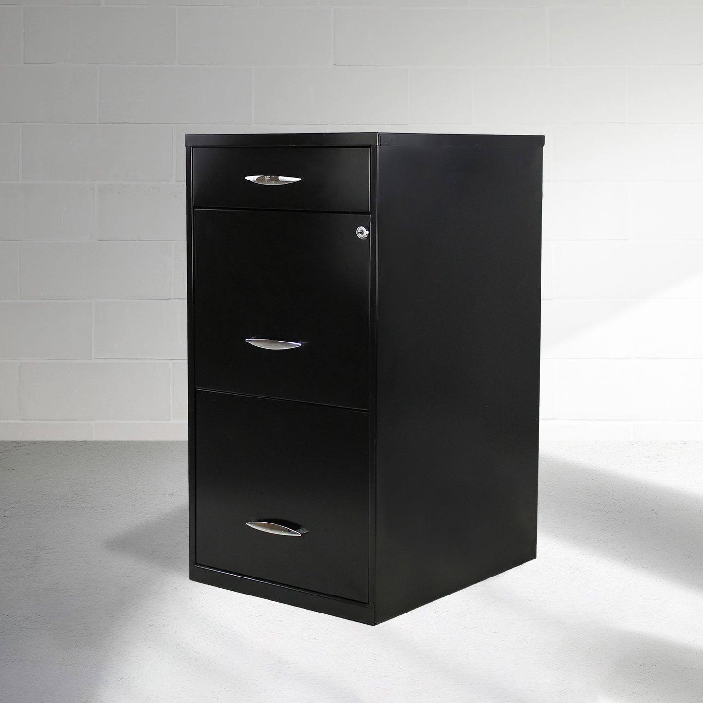Archivero metálico negro de tres cajones
