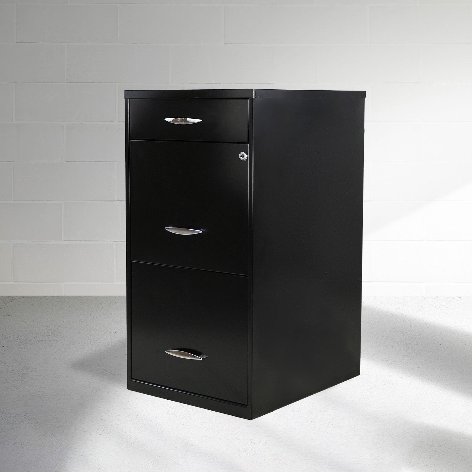 Archivero metálico negro de tres cajones